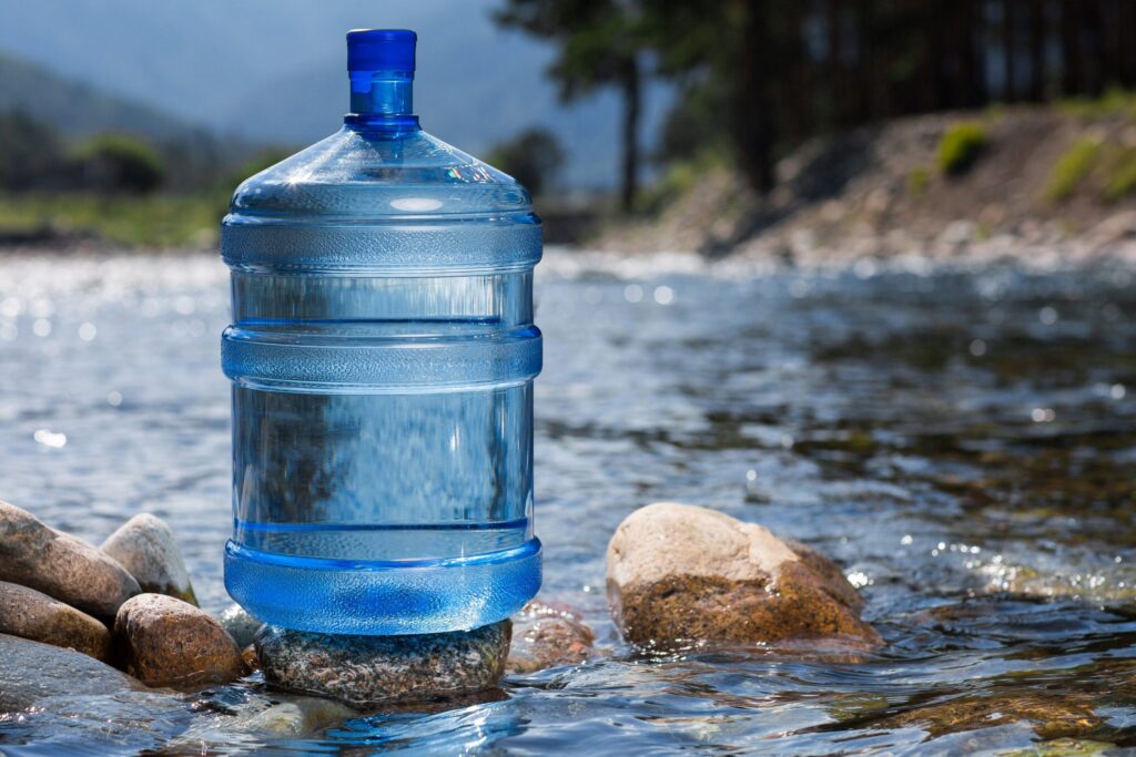 water bottles 5 gallon